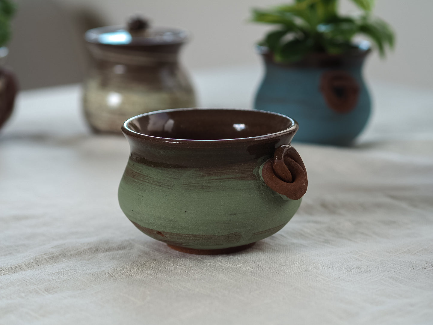 mist knotted mug