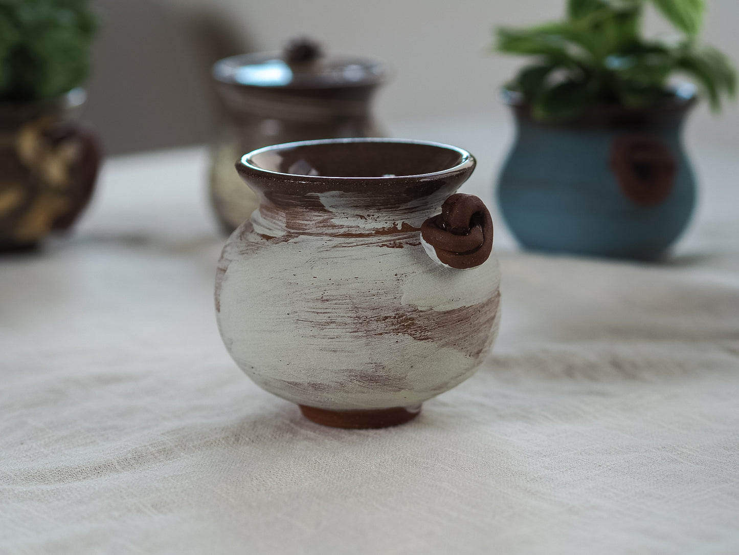 mist knotted mug