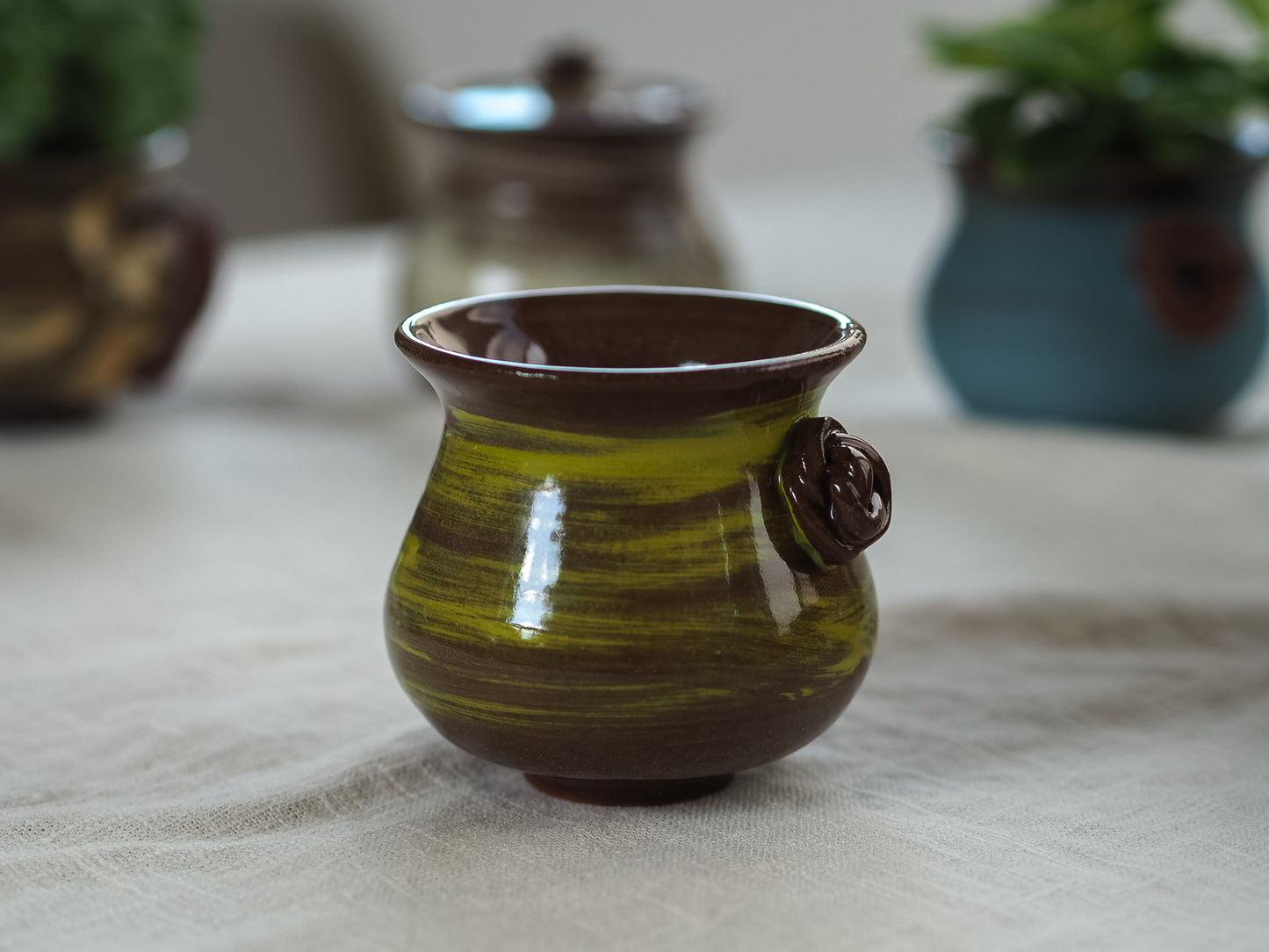 mist knotted mug